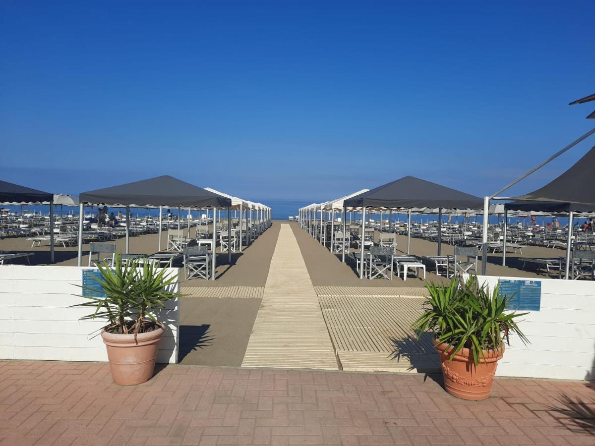 Alberto Quadrilocale A Soli 150M Dal Mare Marina di Castagneto Carducci Buitenkant foto